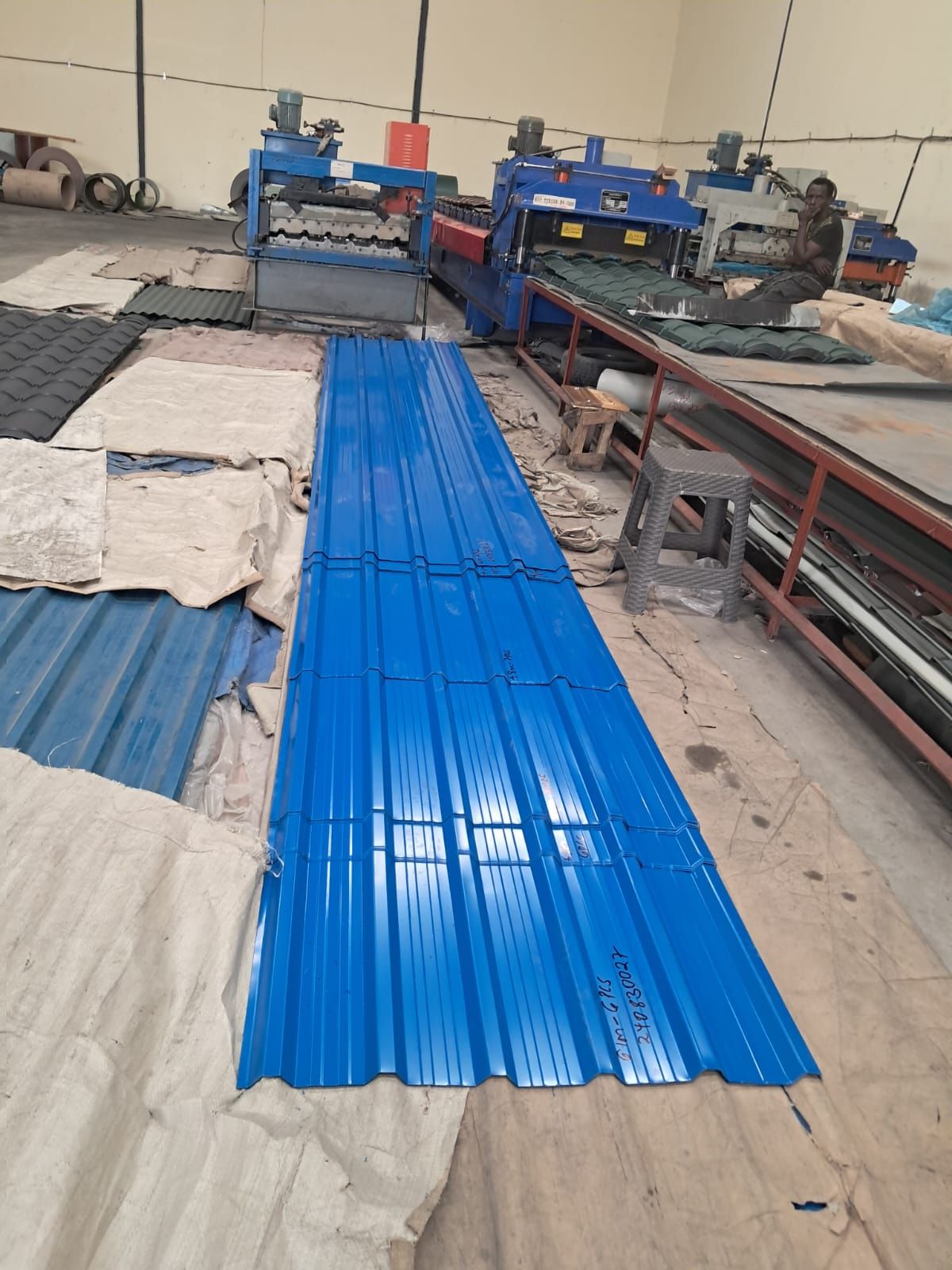 Blue glossy box profile T5 sheets