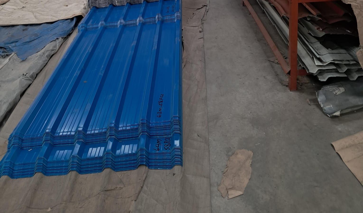 Box Profile T5 Blue glossy finish — photo 11