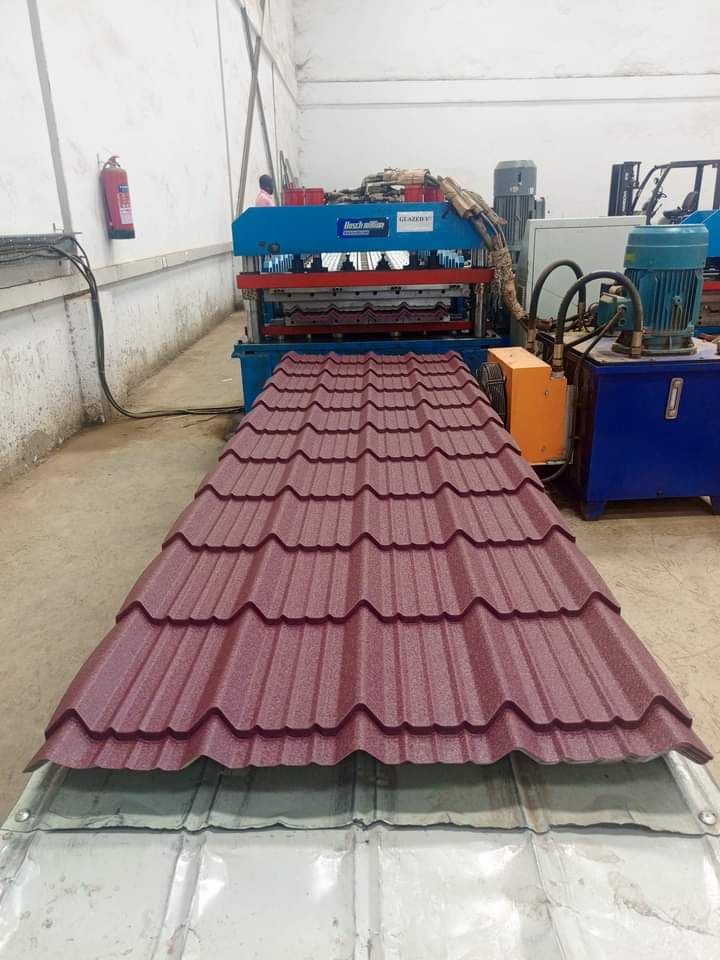 W-Tile Wine Red matte finish — photo 17